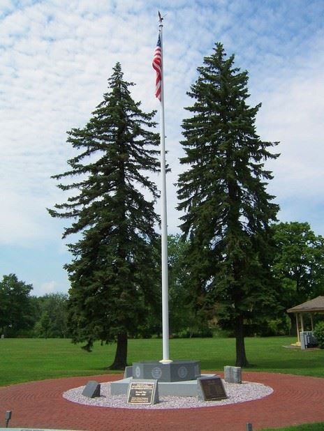 US Flag Pole at Riverbank Park